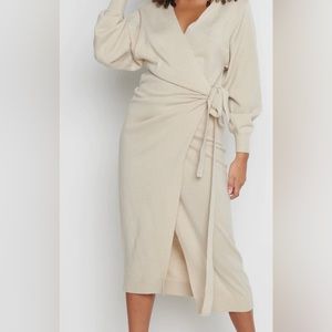 NWT Pretty Lavish Beau Wrap Midi Dress | M